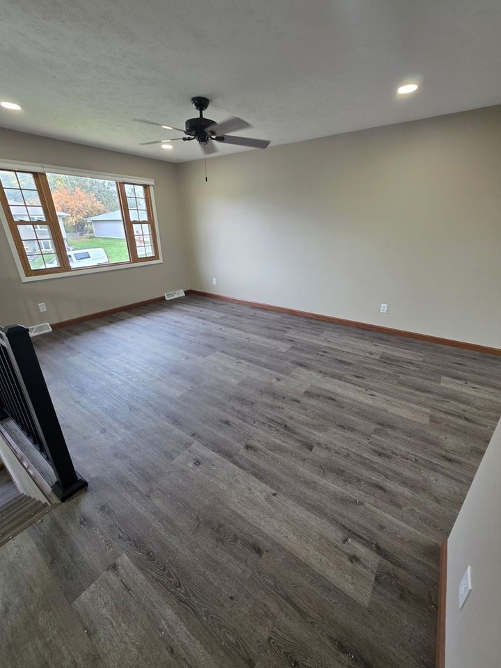 2302 Fairview Dr - Photo 5 of 12