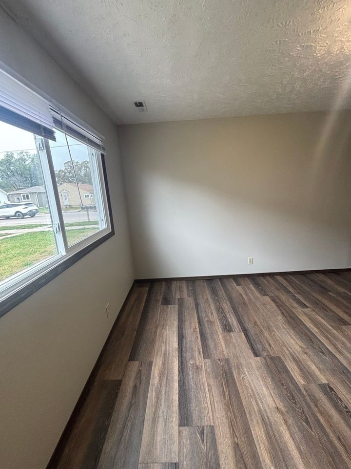 507 Elm Ave #1 - Photo 2 of 13