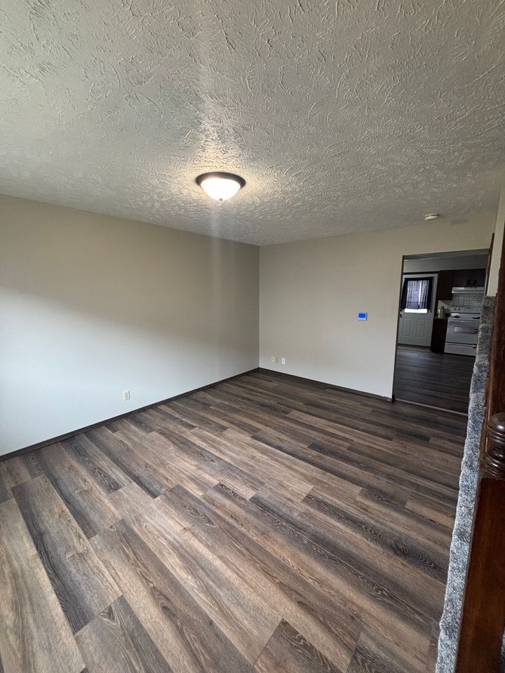 507 Elm Ave #1 - Photo 3 of 13