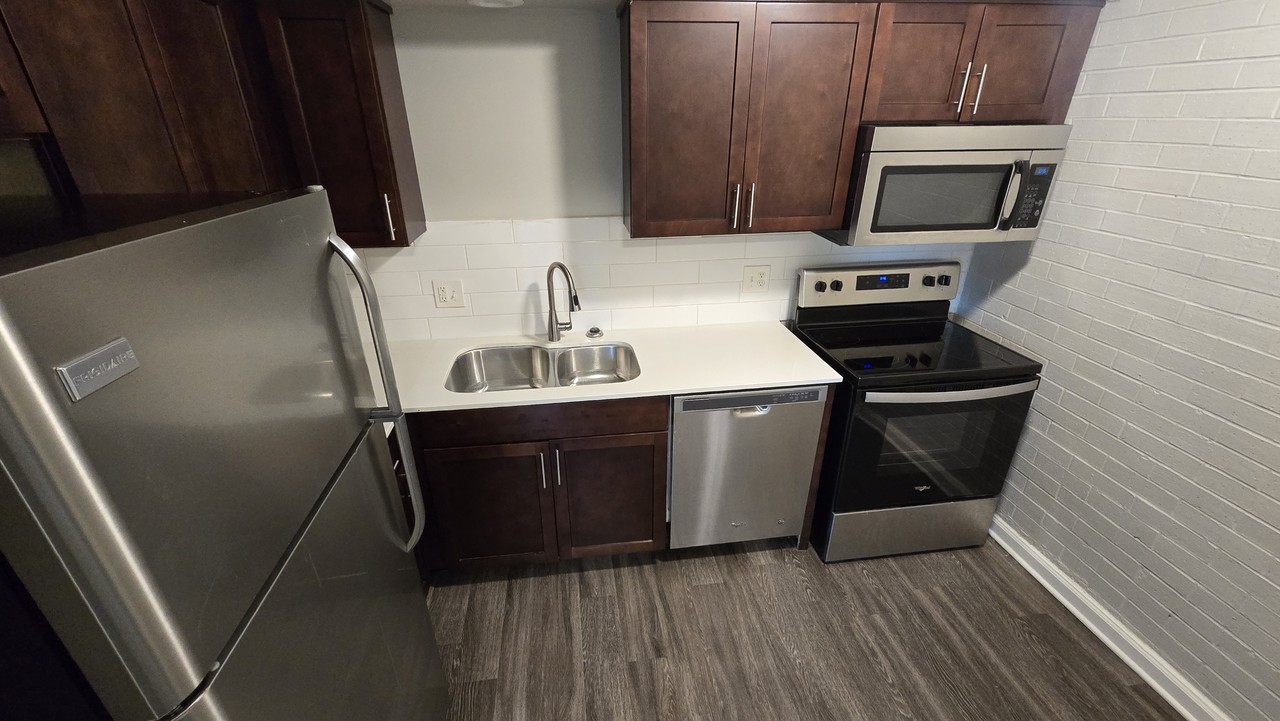 706 E 139th St #304 - Photo 6 of 13