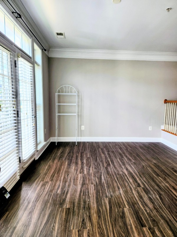 2267 Oberlin Dr - Photo 3 of 21