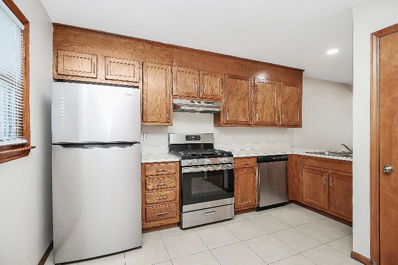 103 Jones St #4