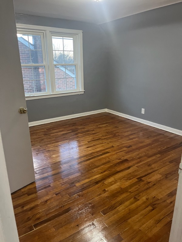 19313 Winthrop St - Photo 4 of 5