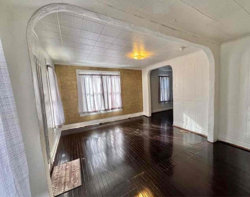1217 Taylor Ave - Photo 5 of 17
