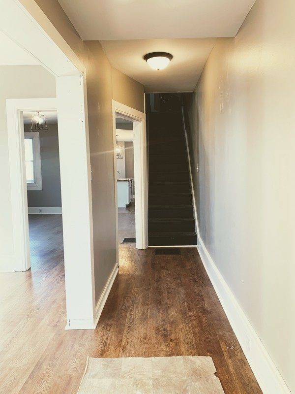 810 N Montgomery St - Photo 7 of 14
