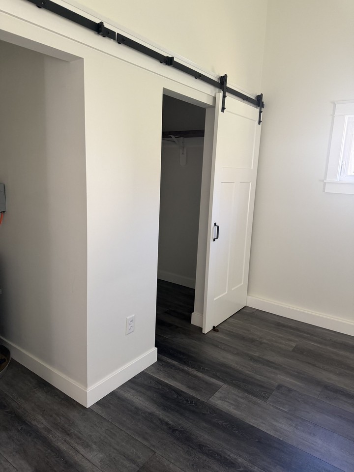 114 Middleboro Ave #3 - Photo 5 of 14