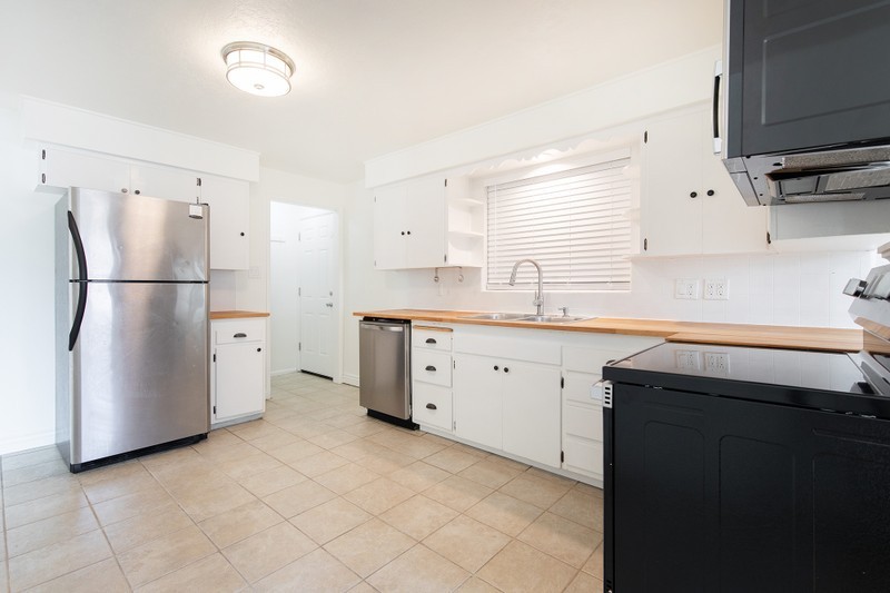 276 W Arizona Dr - Photo 3 of 16