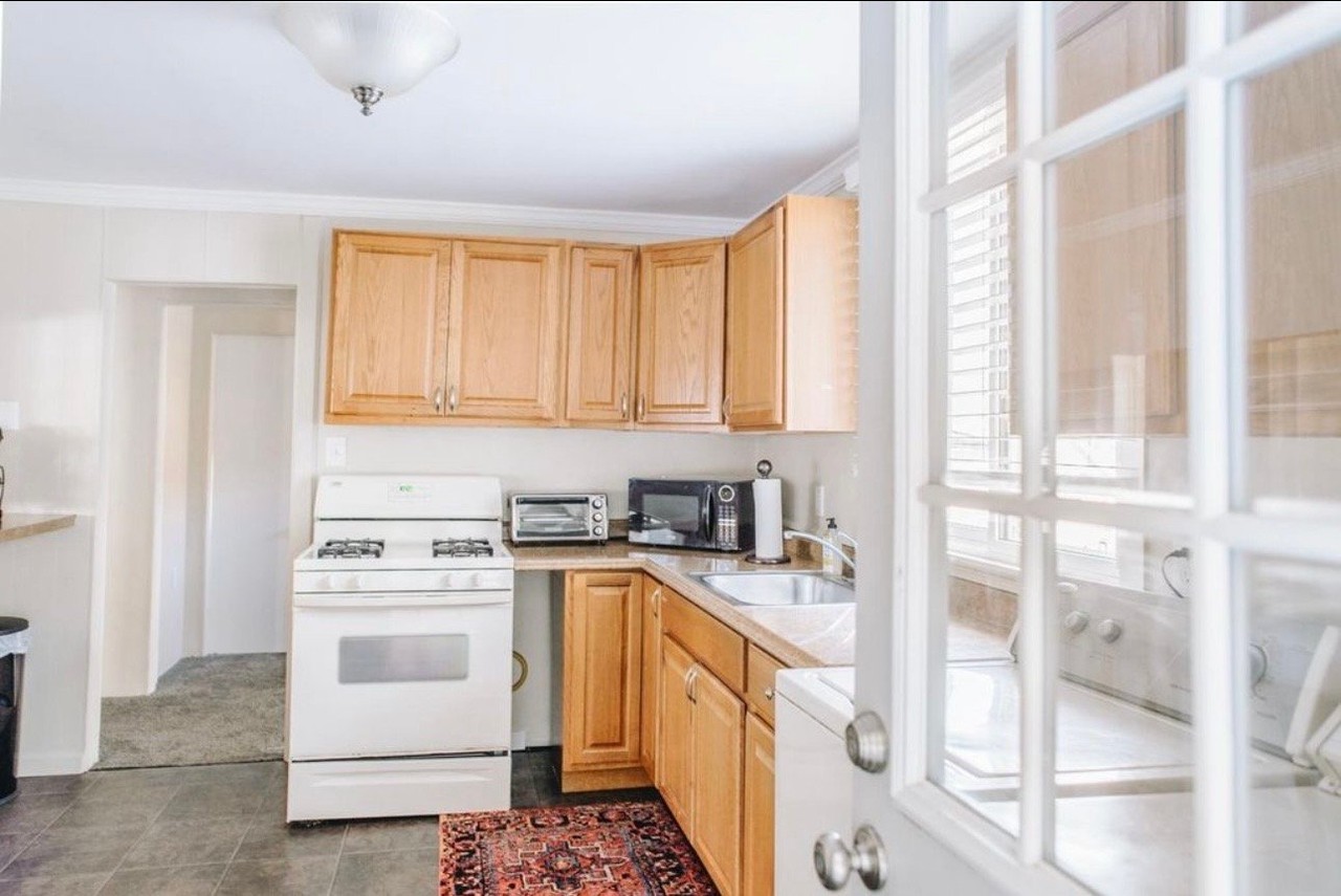 2224 Capouse Ave #2ndFL - Photo 2 of 14