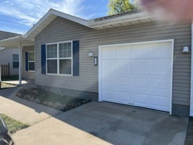 100 S Mccoy Ave - Photo 1 of 1