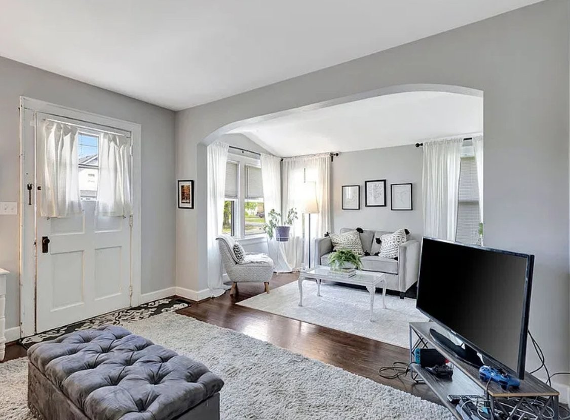 6956 Silverton Ave - Photo 7 of 17