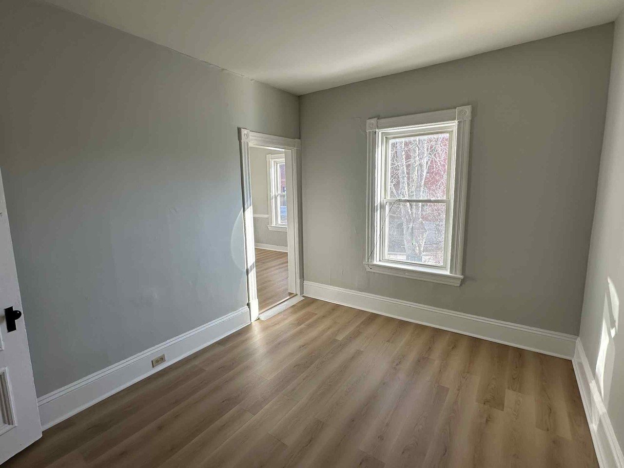 253 Lake St #3 - Photo 4 of 7
