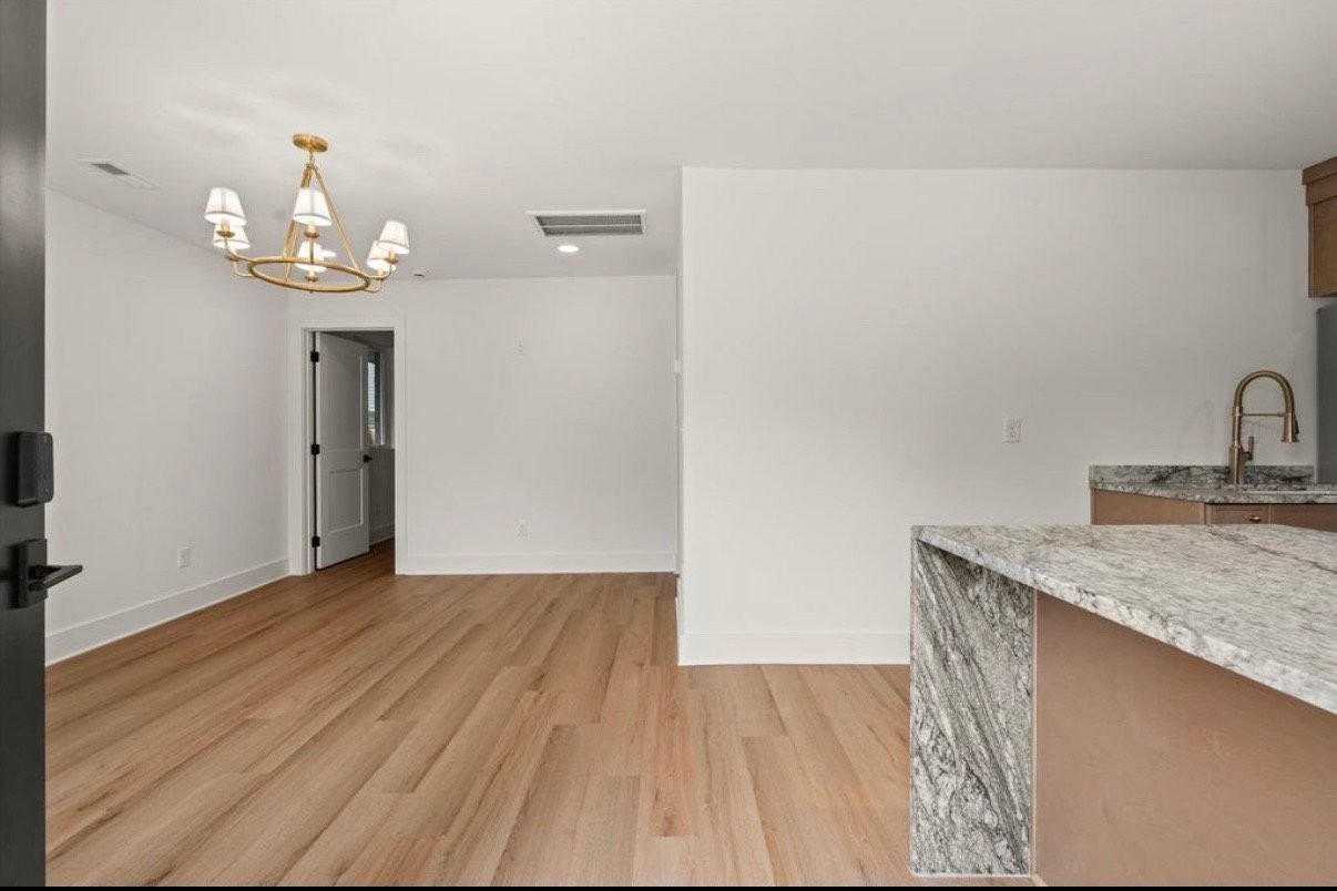 805 25th Ave N #A - Photo 5 of 20