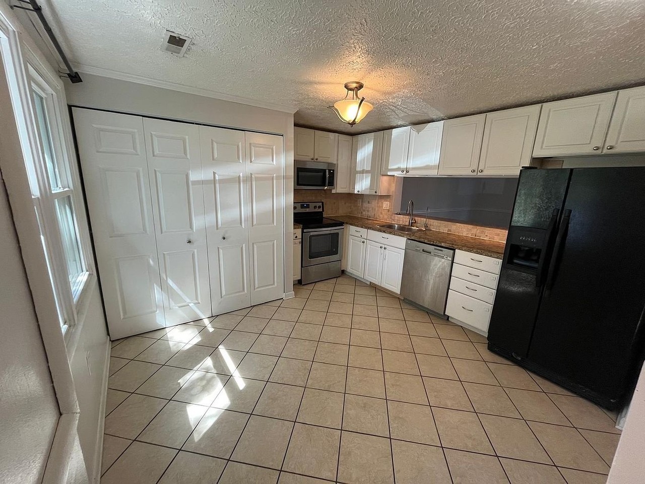 6712 Fallow Hill Ct - Photo 5 of 19