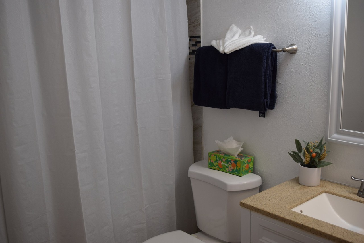 1804 Buena Vista Dr Se #4 - Photo 7 of 15