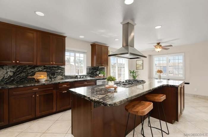 5001 Millwood Rd - Photo 2 of 16