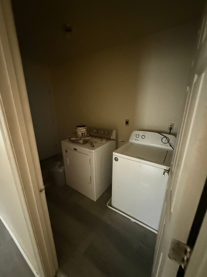 4311 Shillcutt Rd - Photo 2 of 11