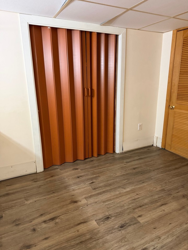 401 Tremont St - Photo 2 of 6