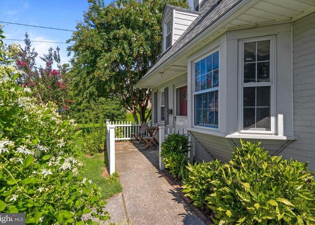 1401 Lore Ave - Photo 3 of 17