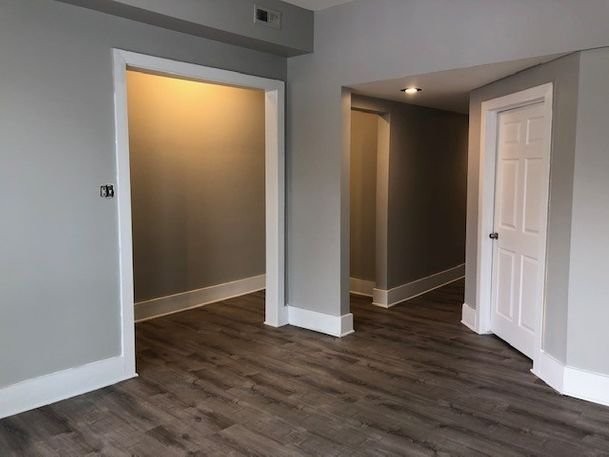 6502 S Rhodes Ave #2 - Photo 2 of 7