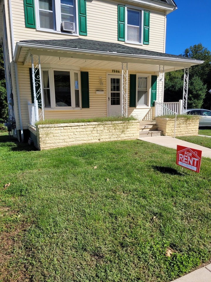 759 Lake Ave #A - Photo 2 of 2