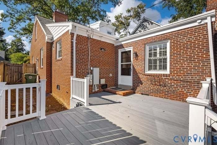 613 Maple Ave - Photo 2 of 20