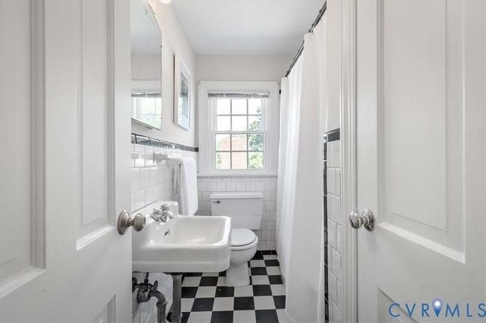 613 Maple Ave - Photo 4 of 20