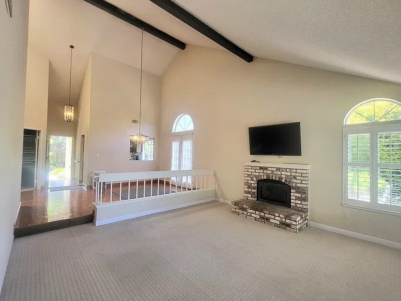 170 Moonraker Ct - Photo 4 of 20