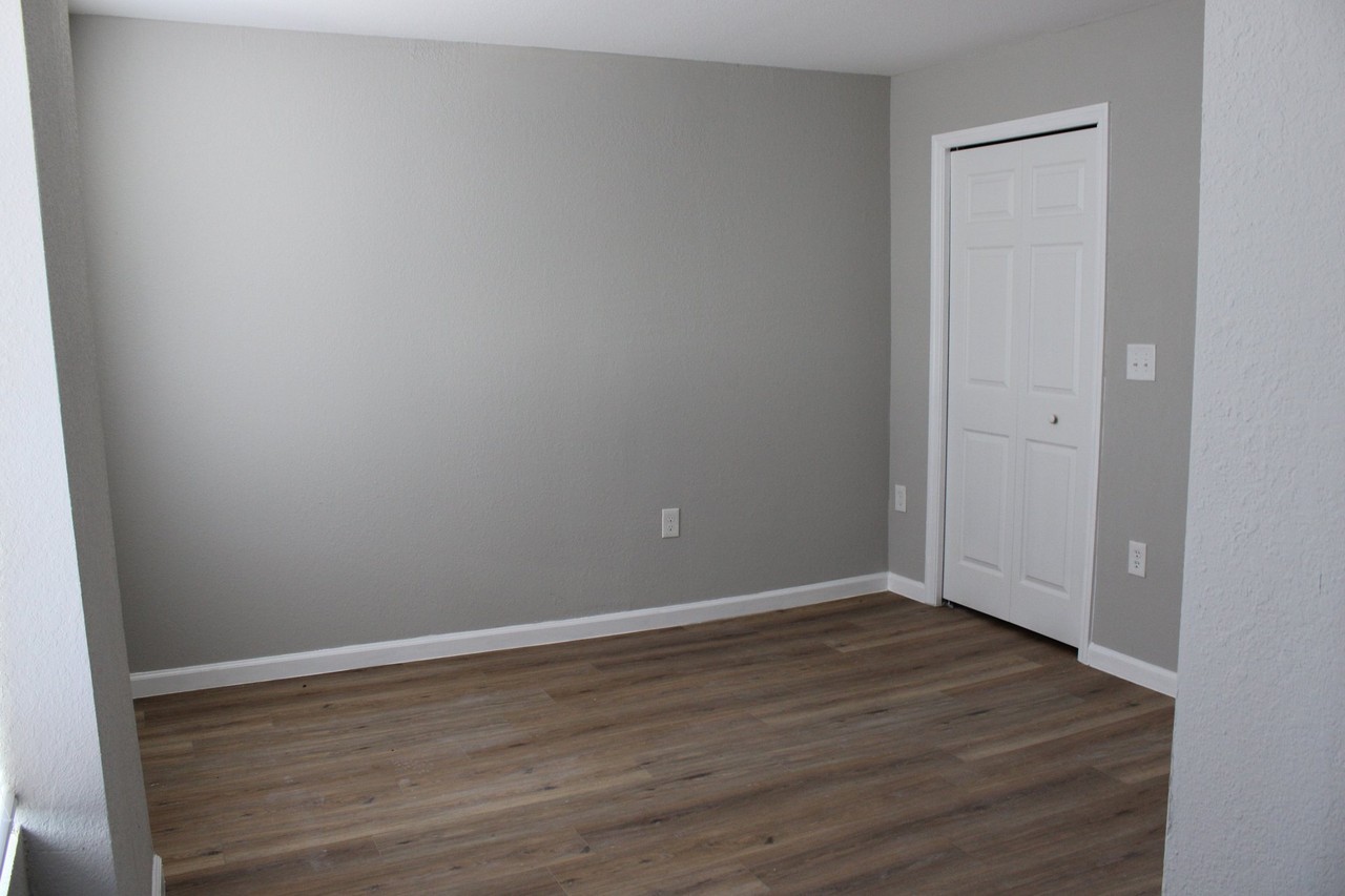 1907 Broad St Apt A #NA - Photo 3 of 10