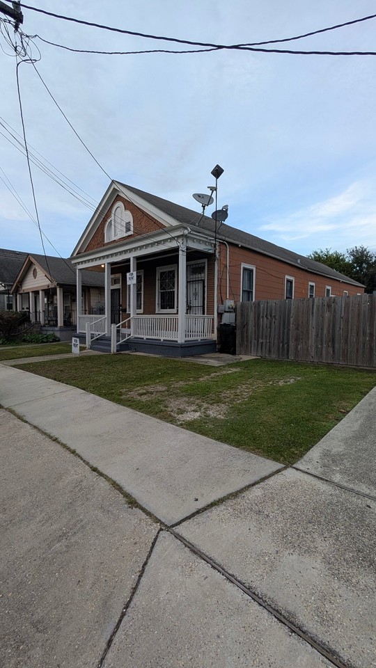 3109 Milan St, New Orleans, La 70125, Usa - Photo 2 of 7