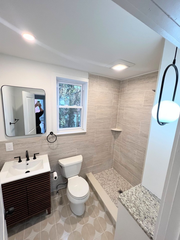 1624 Dounton St - Photo 7 of 16