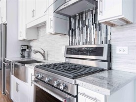 689 S Wells St - Photo 1 of 1