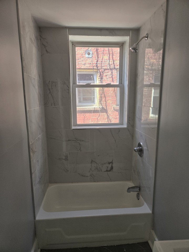 31 Whittier St #3 - Photo 7 of 9