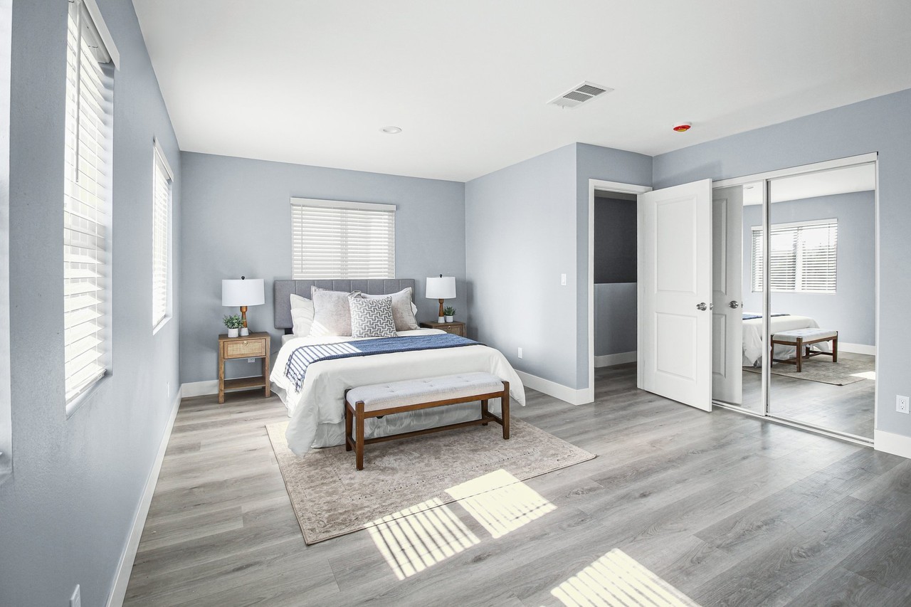 644 Laurel Ln - Photo 4 of 5