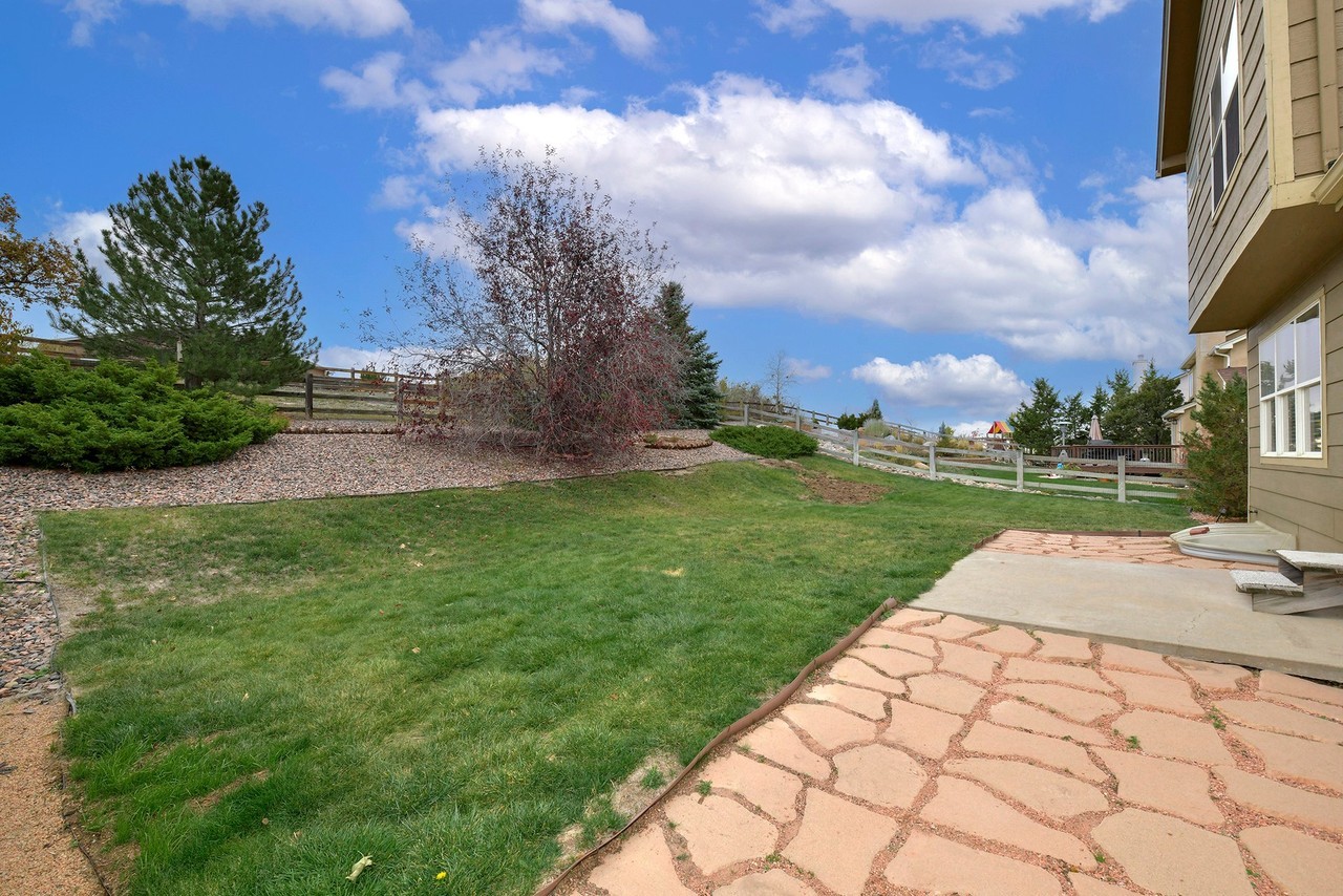 15647 Split Creek Dr - Photo 4 of 19