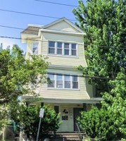 featured image of 576 Hawthorne Ave #2