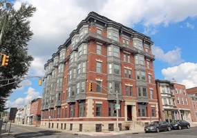 featured image of 202 E Hanover St #4A