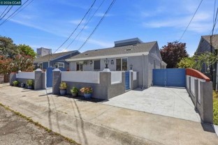 3916 Bataan Ave - Photo 1 of 1