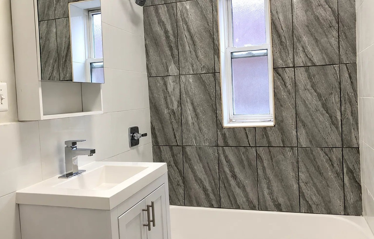 824 Avenue C #C2 - Photo 6 of 6