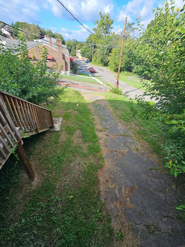 411 Louisiana Ave - Photo 2 of 20