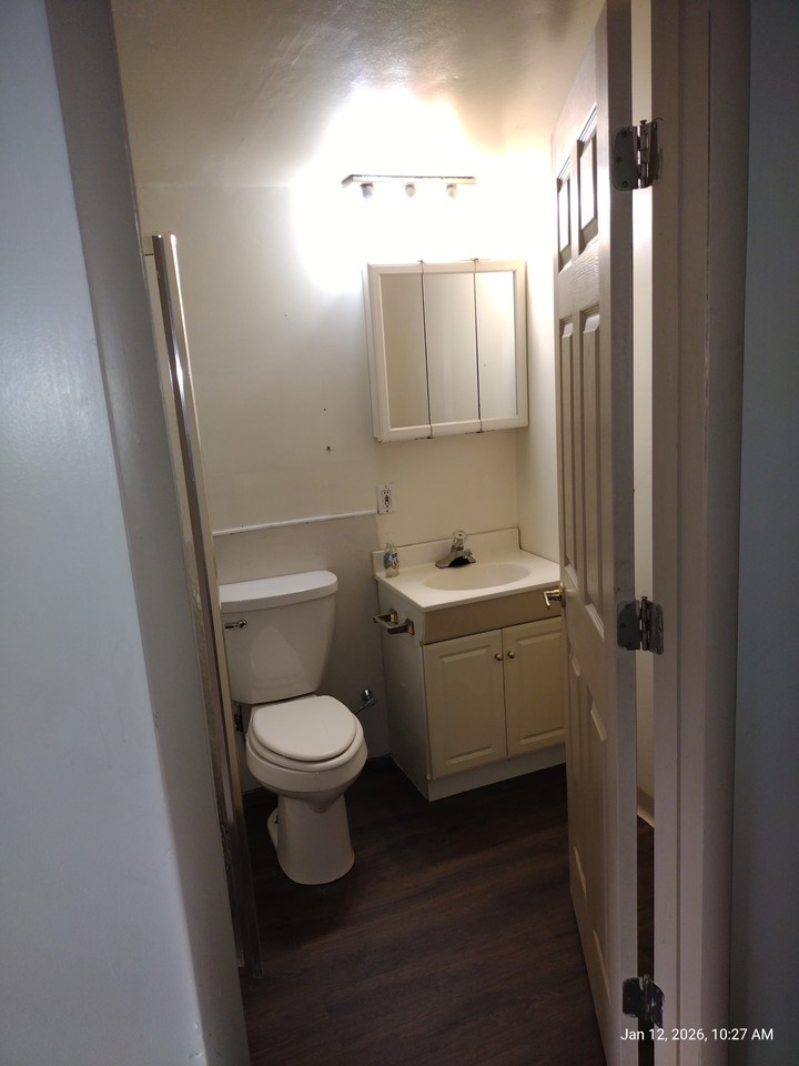 213 - 215 South Jefferson Street - Photo 7 of 9