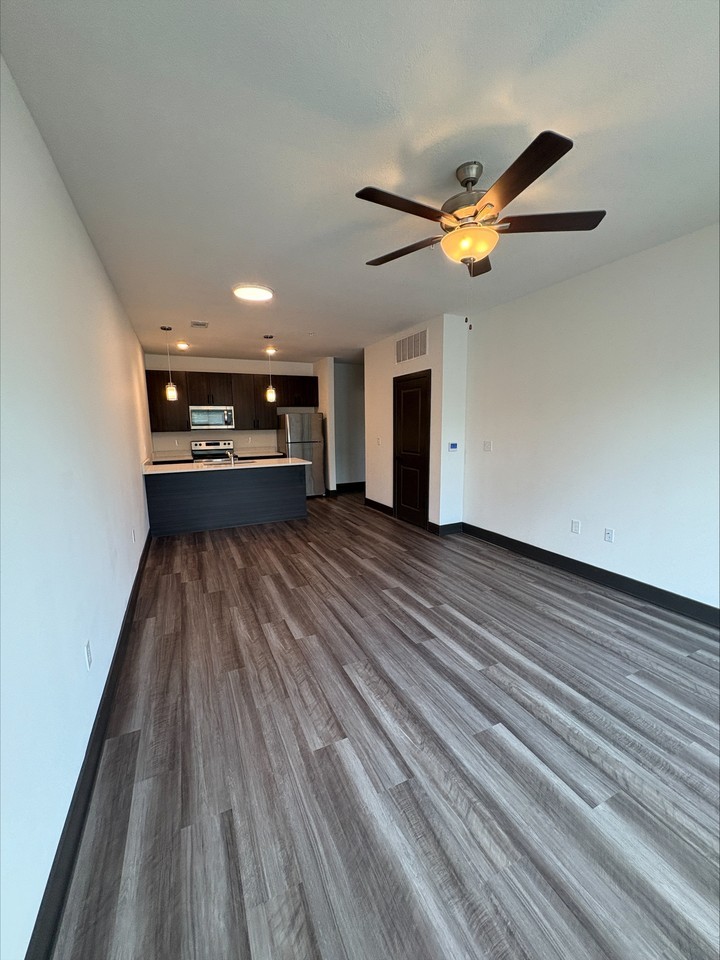 GreenBerry - Photo 6 of 28