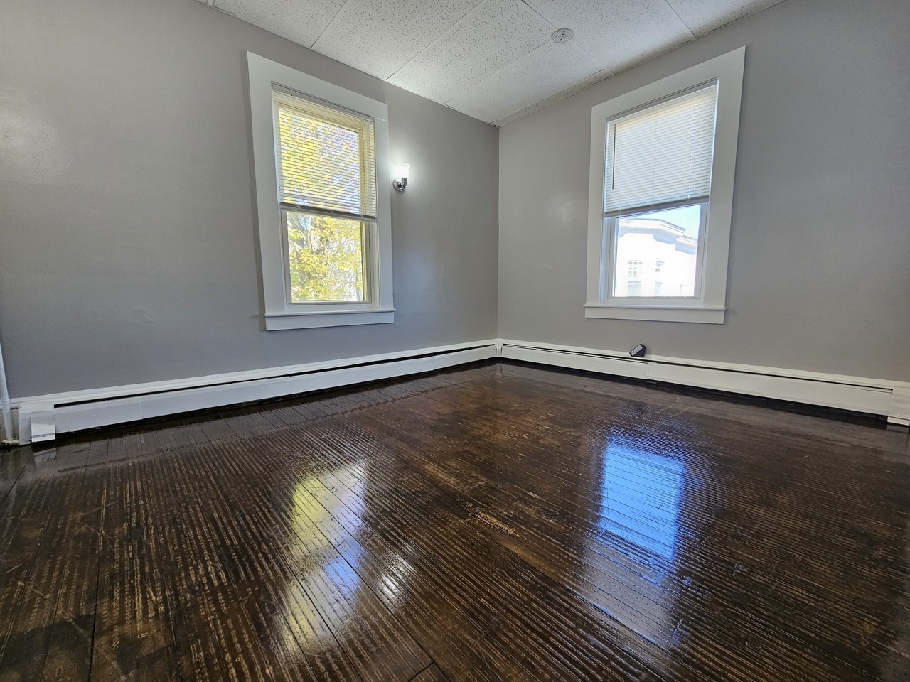 119 Newbury St - Photo 7 of 7