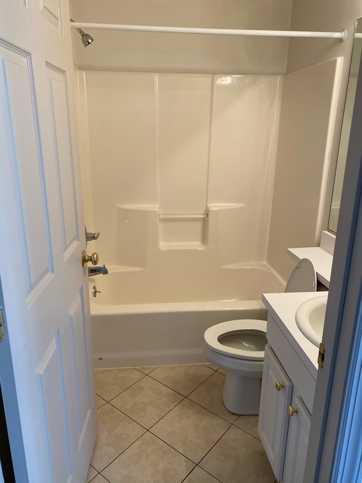 1436 Center Hill Avenue - Photo 2 of 6