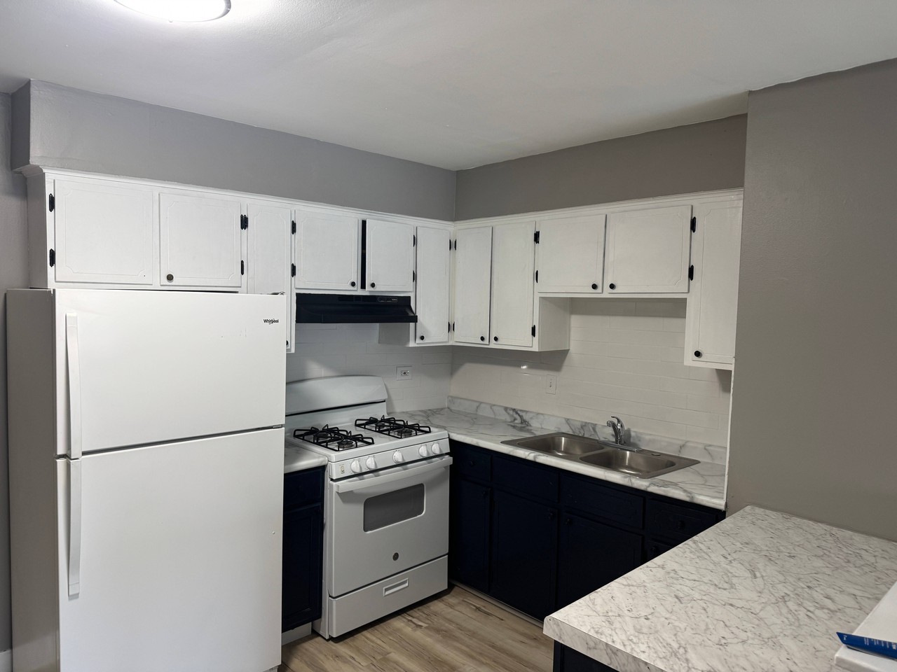 Lindenwood 4316-4336 LLC - Photo 5 of 5