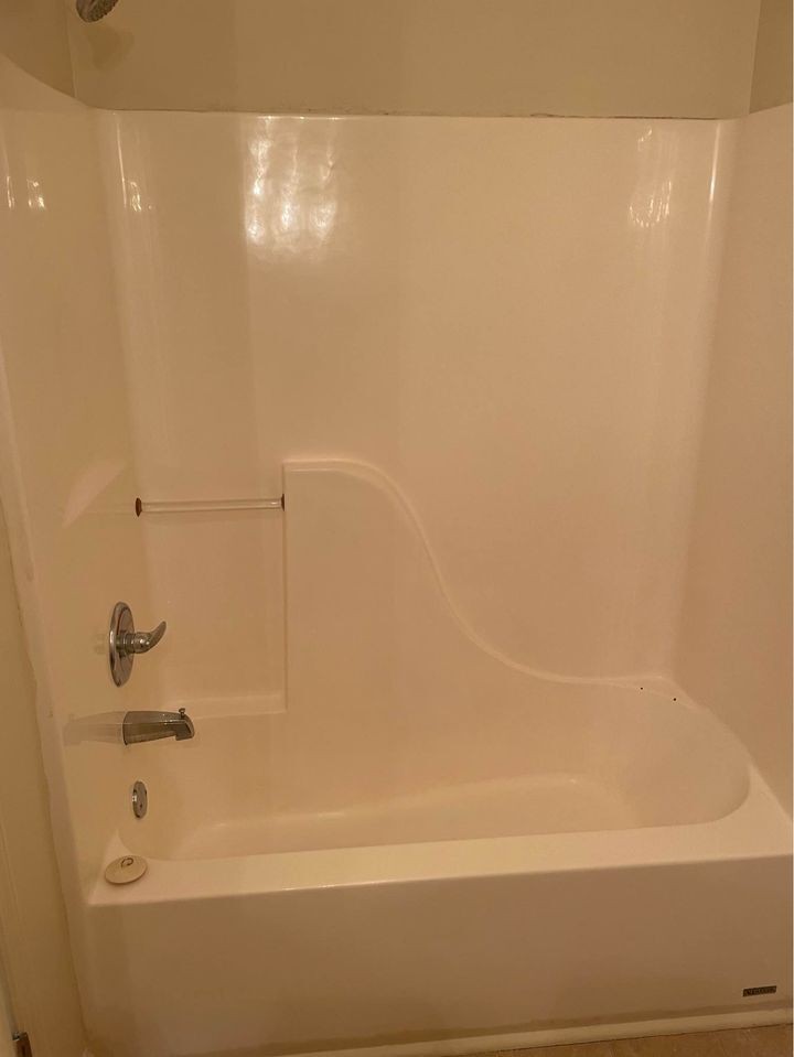 215 Aqueduct Drive - Photo 4 of 7