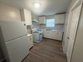 featured image of 320 W Outer Dr