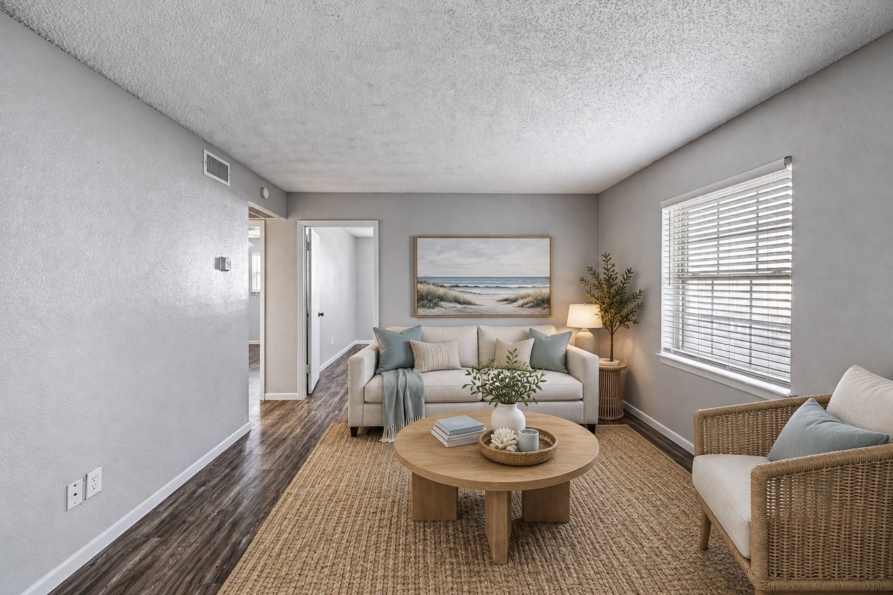 2106 Avenue K - Photo 3 of 42