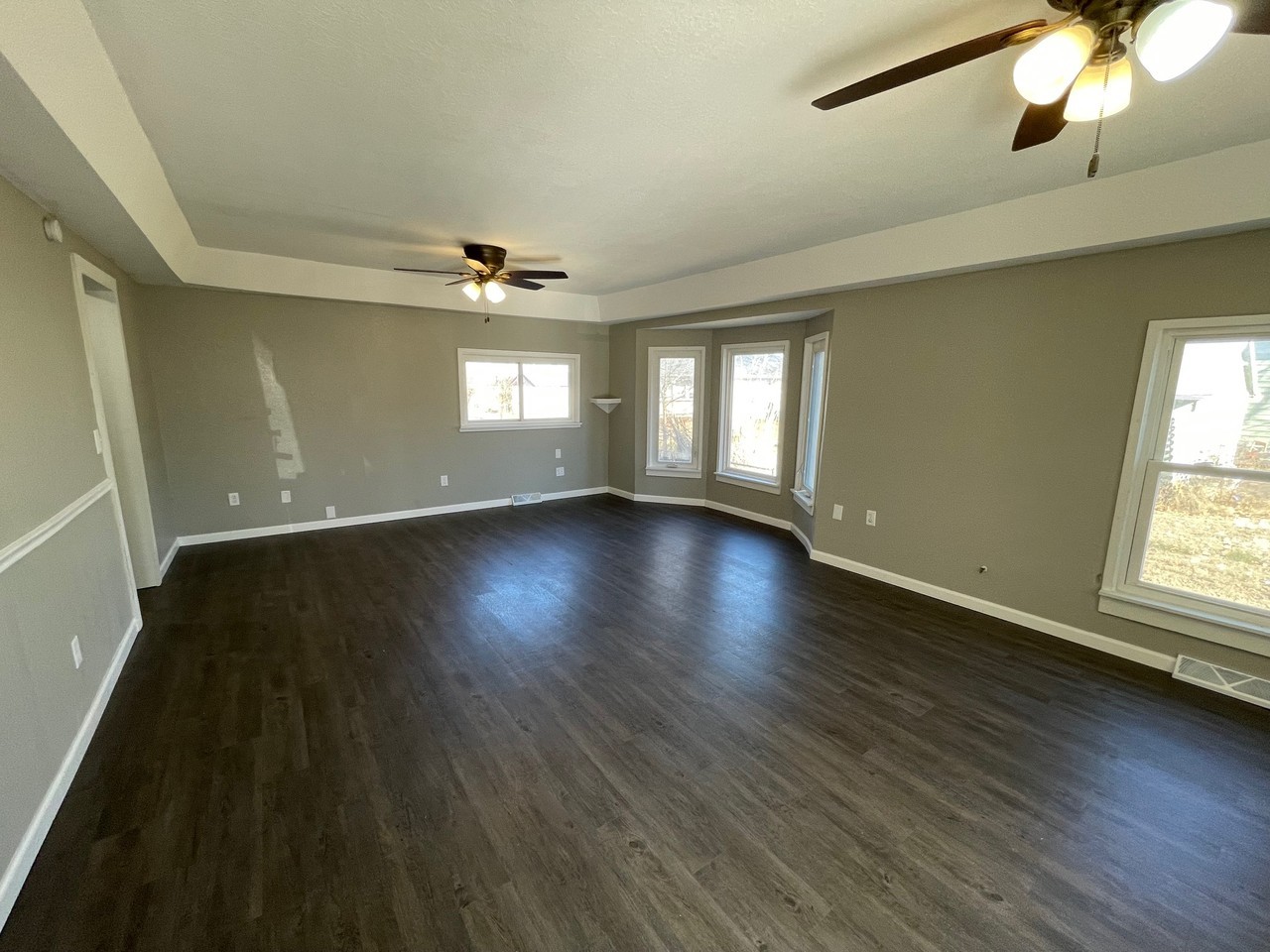 514 W 6th St #1 - Photo 2 of 21