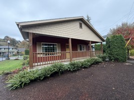 featured image of 418 Koons St #1