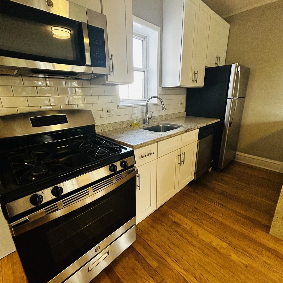 4714 West Byron- 4714-2R #4714-2R - Photo 2 of 22